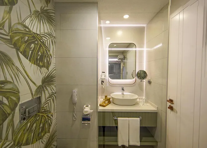 Stella Elite & 16 (adults Only) Hotel 5*